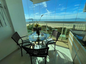 Cód 21- Apartamento com vista frente mar!